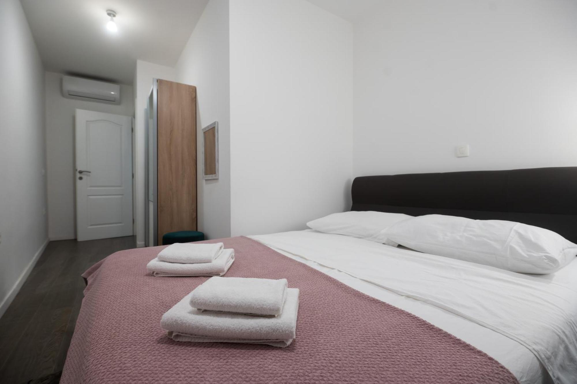 Pyrotima Apartments Zadar Bagian luar foto
